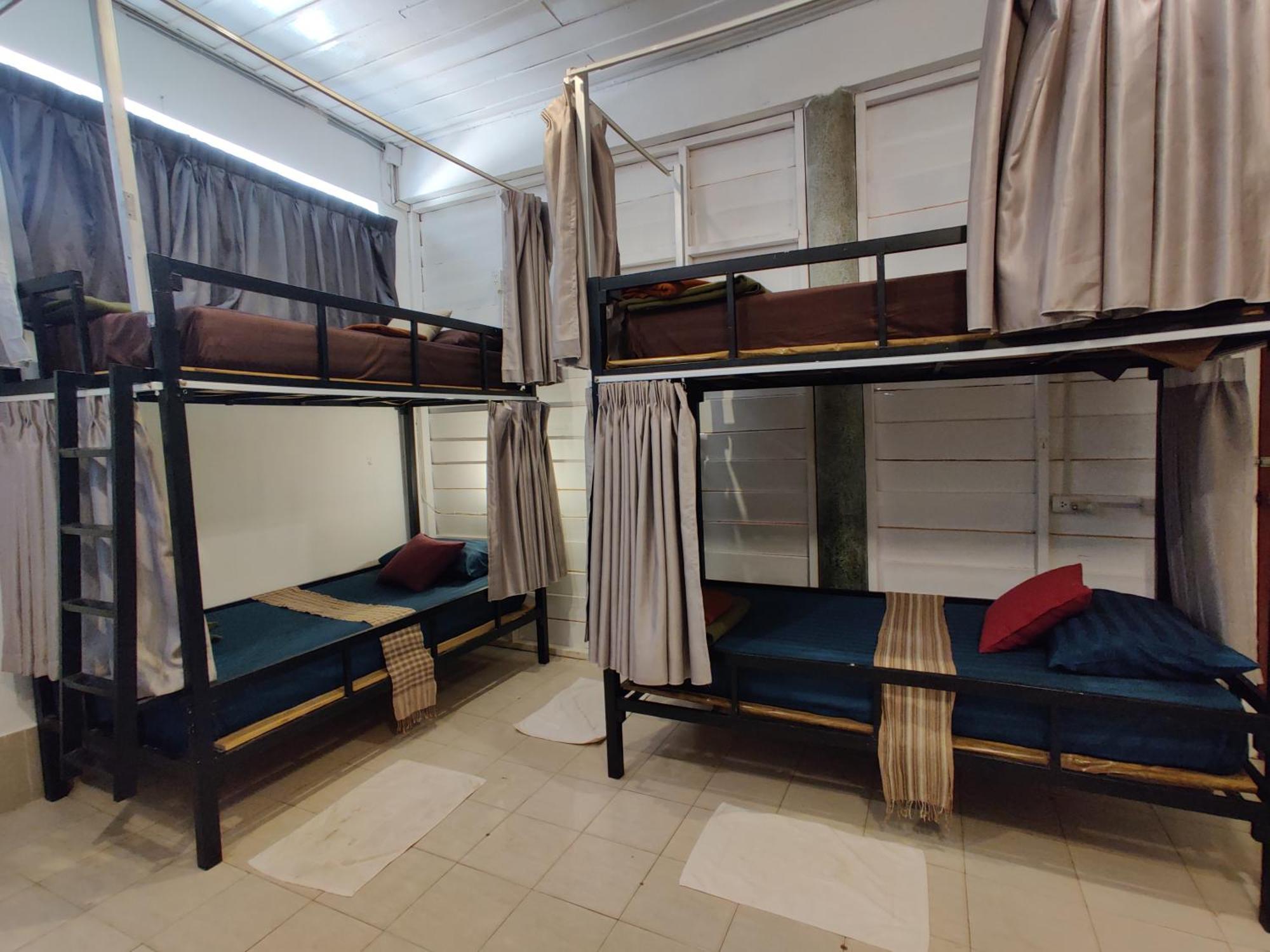Via Hostel ปากเซ ภายนอก รูปภาพ